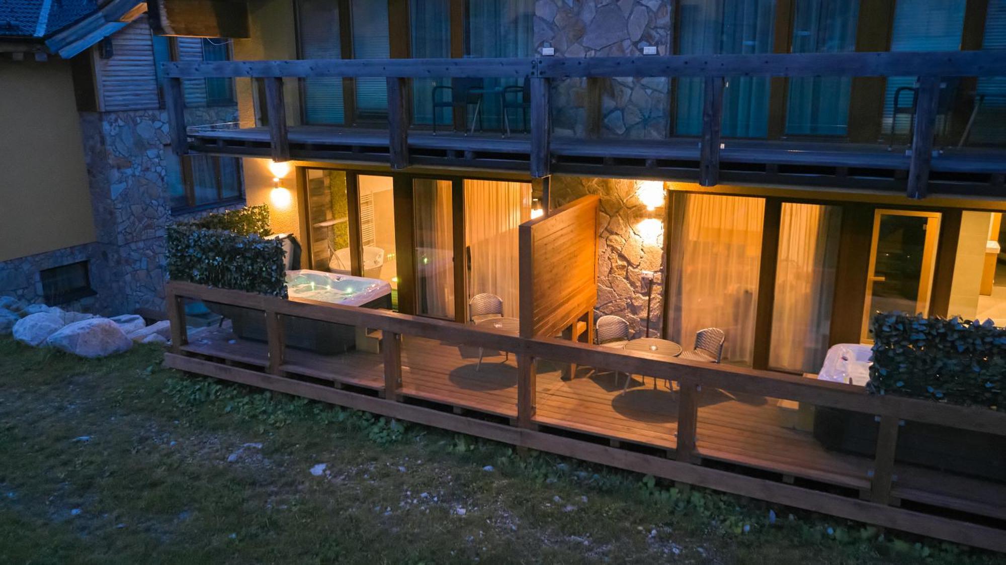 Chalet Jasna Wellness Apartment Maxim Jacuzzi & Sauna Demanovska Dolina Bagian luar foto